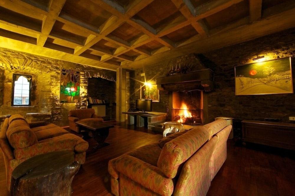 Hotel Dolonne Courmayeur Esterno foto